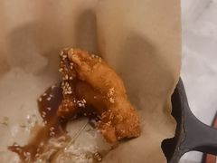 -必胜客(东三路店)