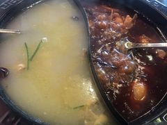 -重庆烧鸡公火锅(簋街店)