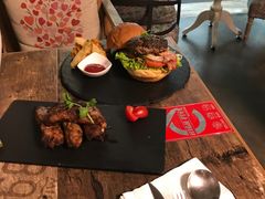 -HIGH FIVE哈福手工汉堡(桂林路店)