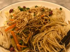 -小菜园新徽菜(宜兴八佰伴店)