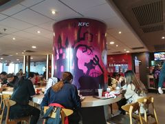 大堂-肯德基(中心书城店)