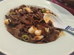 葱烧牛肝菌-张氏鱼庄
