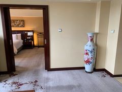 -上海波特曼丽思卡尔顿酒店