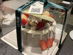 -山与蓝·轻糖鲜果蛋糕(勒泰店)