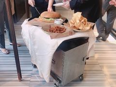 -唐拉雅秀酒店-西锦汇空中BBQ·思创餐厅