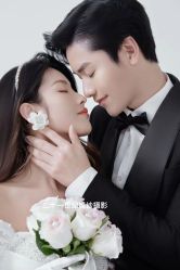 -二十一世纪婚纱摄影(省府前街店)