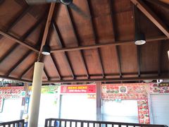 -东海岸人工湖美食村