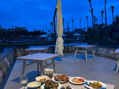 -亚龙湾希尔顿自助餐厅·海鲜·烧烤·沙滩BBQ·现场乐队