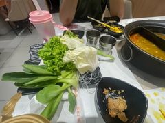 -呷哺呷哺(融创茂店)