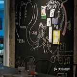 今年在「也在」喝到了秋天第一杯咖啡