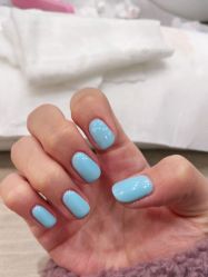 -进巍美甲美睫店