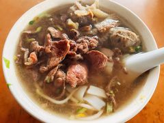 -潮镇老尾牛杂(环城西路店)