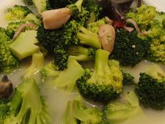 上汤西兰花-新吉士·上海菜(浦东LCM置汇旭辉店)