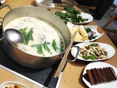 -湯系·煲汤手艺人(东二环泰禾广场店)