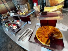 -锦厨国际自助餐厅 · 云端景观 (昆明索菲特大酒店)