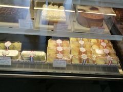 -红宝石·鲜奶小方·海派西点房(金杨店)