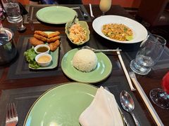 -Sala Thai Restaurant