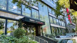 -THE QUEEN(北京店)