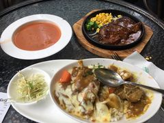 -玛格萝妮比萨屋(四平店)