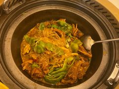 -锅当当铁锅炖烀饼王(长泰广场店)
