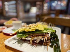 -袁记串串香(梁家巷店)