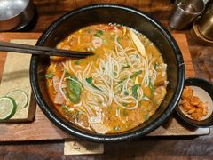 -银米·云南传统过桥米线(双廊黑金冠店)