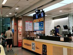 -麦当劳(轻轨曹杨路店)