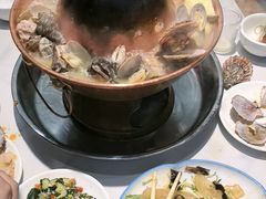 -一口猪海鲜浑锅·东北家常菜