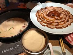 -三人行骨头王火锅(长寿店)