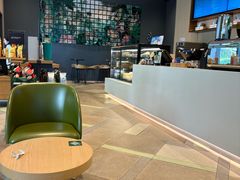 -星巴克(上海长宁来福士1F店)