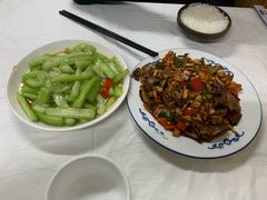 清炒丝瓜-新新湘菜馆(新中街二条店)