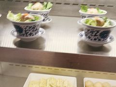 -新艺自助美食城(中山路店)