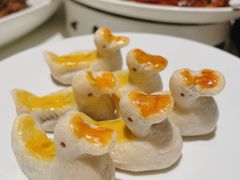 特色小鸭酥-四季民福烤鸭店(外滩外白渡桥店)