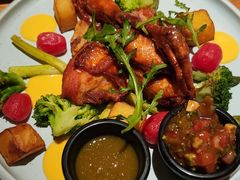 土耳其香料烤春鸡与蔬菜-翠贝卡&Mama Kelly Brunch Coffee(河西店)