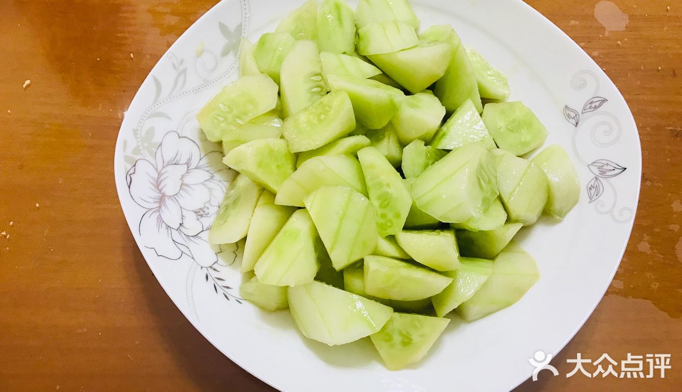 手残党也可以自己做早餐系列之凉拌黄瓜