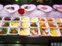 -领鲜活海鲜榴莲自助火锅(东门店)