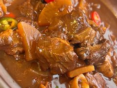 广式萝卜牛腩煲-皇玺·云汀花园餐厅(振华商厦店)