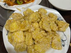 麻仁鸡蛋-金卯白肉罩火烧