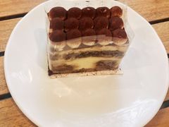 星巴克咖啡提拉米苏蛋糕-星巴克臻选(莘庄仲盛店)