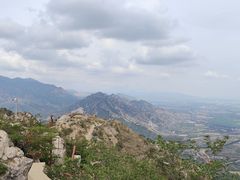 -鸡鸣山旅游景区