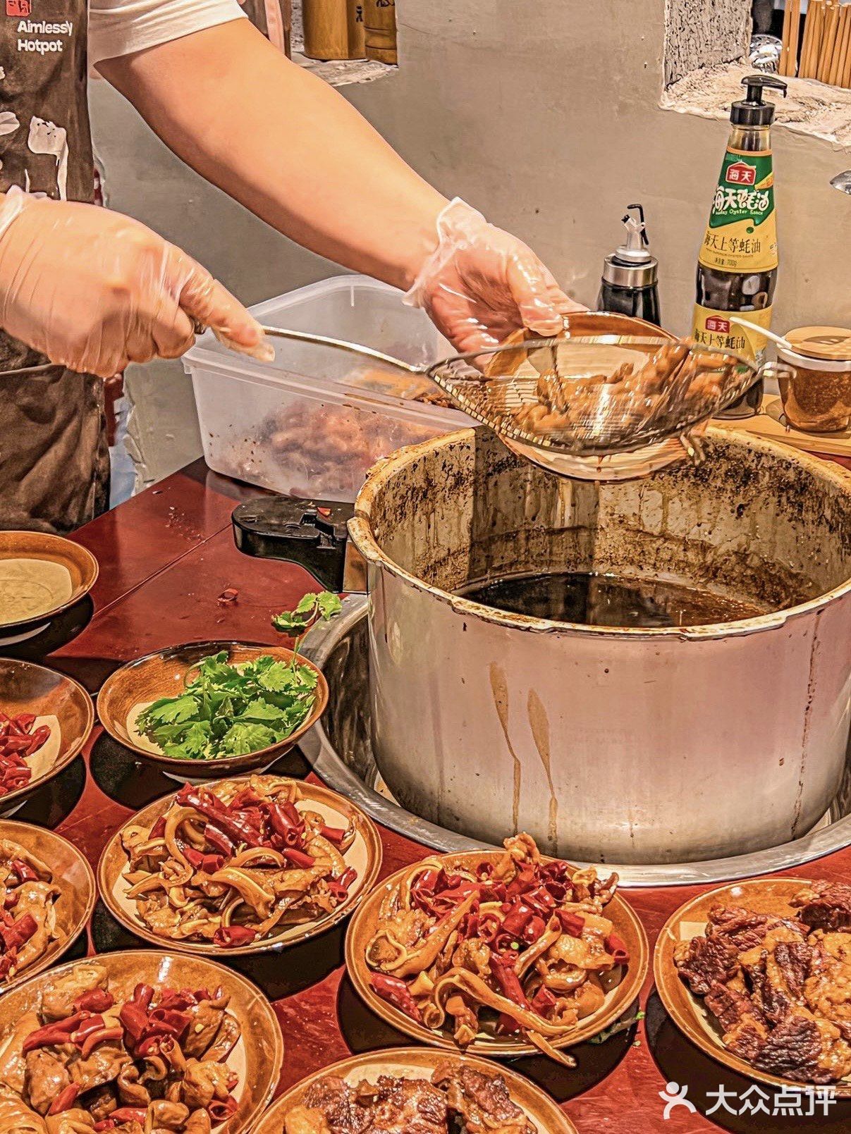 龙泉这家烧菜火锅味道巴适！各种烧菜任你选