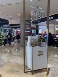 点击看大图 -奥伦纳素Erno Laszlo