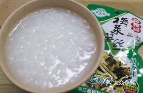 Snow Cabbage Bamboo Shoot Rice Porridge