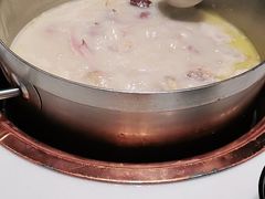 -洪氏嗨捞·猪肚鸡火锅(阳光天地店)