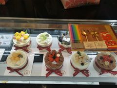 -花花卷卷·鲜食蛋糕(静安久光百货店)