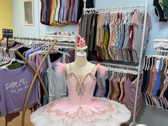 -上海路易十四芭蕾良品舞蹈用品店(美丽华商务中心店)
