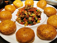 -万重锦·人文川菜馆(骡马市店)