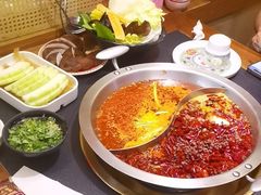 -沸炉重庆老火锅(军事博物馆店)