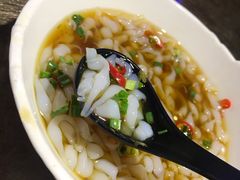 酸辣漏鱼-巴特餐饮6加1音乐餐吧·新疆菜