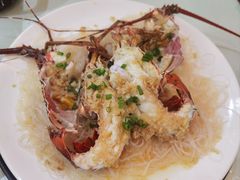 -覃记海鲜美食餐厅